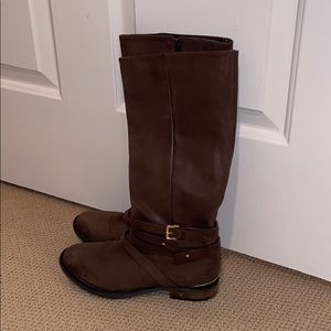 Brown boots with gold details size 7